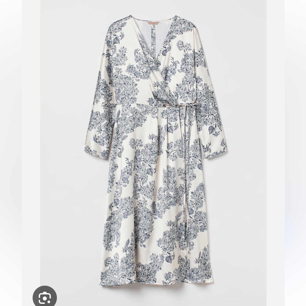 NWT H&M Long Sleeve Satin Wrap Front Dress, Blue and Cream, 3X
